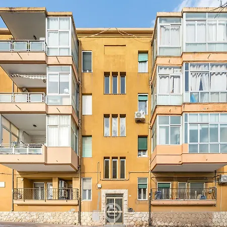 Estay - Lumi * Cagliari